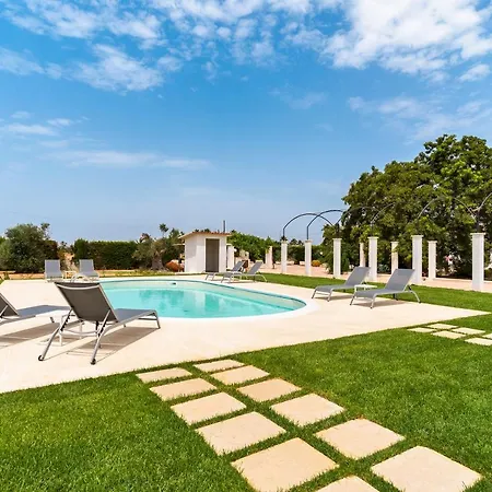 Rosa Dei Venti Bed & Breakfast 3*