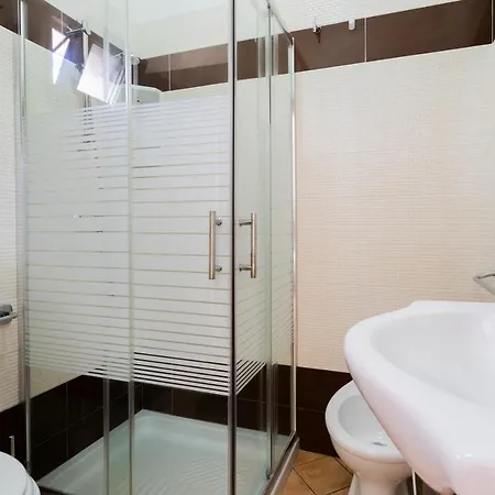 Oda ve Kahvaltı Rosa Dei Venti 3*