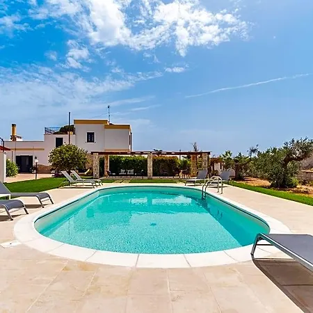Rosa Dei Venti Bed & Breakfast 3*